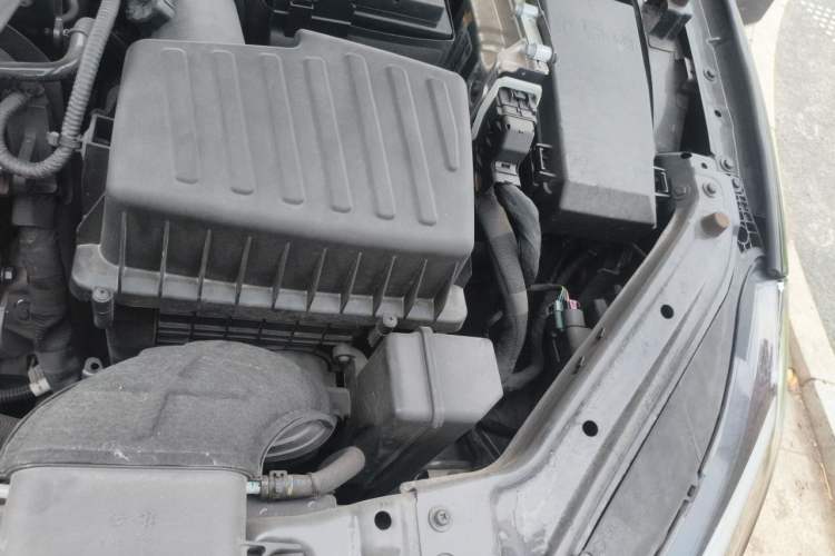 Used MG 7 2023 2.0T Automatic Hunter Luxury Edition Engine Bay Left