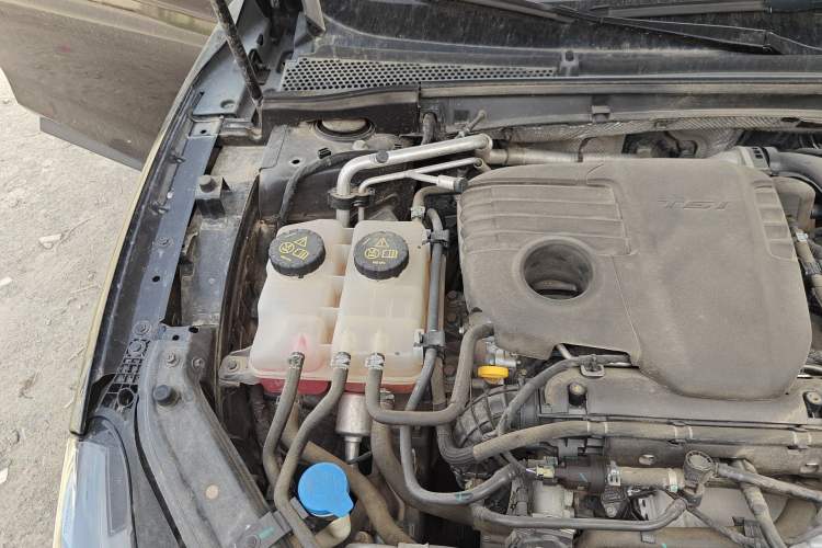 Used MG 7 2023 1.5T DCT Elegant & Graceful Edition Engine Bay Right