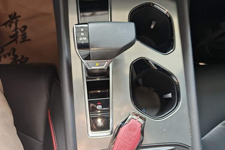 Used MG 7 2023 1.5T DCT Luxurious Supreme Edition Gear Lever