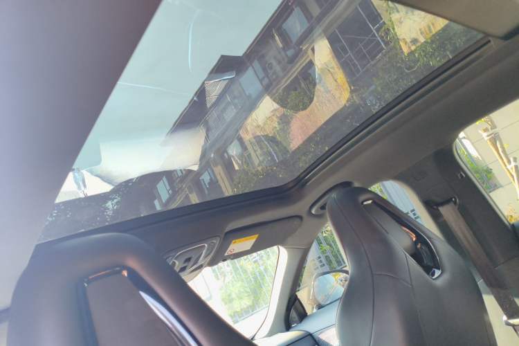Used MG 7 2023 2.0T Automatic Hunter Luxury Edition Headliner