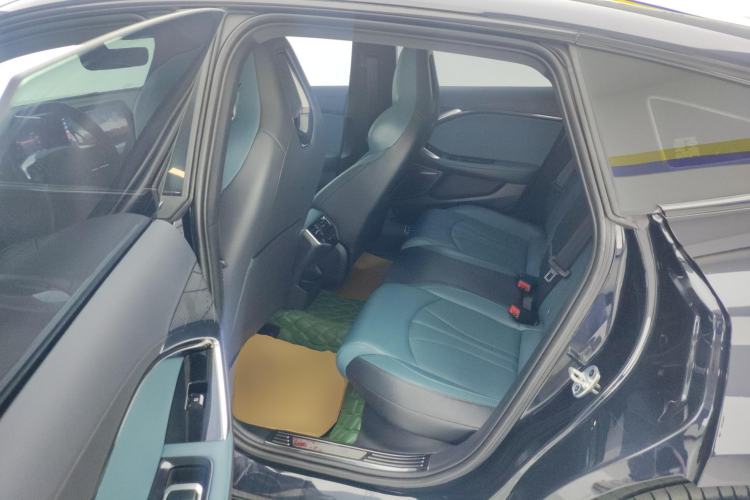 Used MG 7 2023 2.0T Automatic Trophy+ Ignition Glory Edition Left Rear Seat