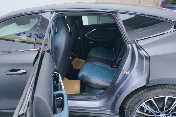Used MG 7 2023 2.0T Automatic Hunter Luxury Edition Left Rear Seat