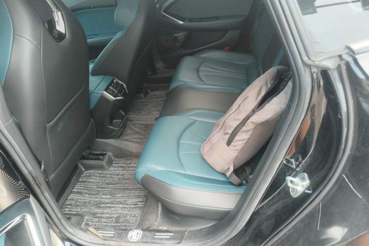 Used MG 7 2023 2.0T Automatic Hunter Luxury Edition Left Rear Seat