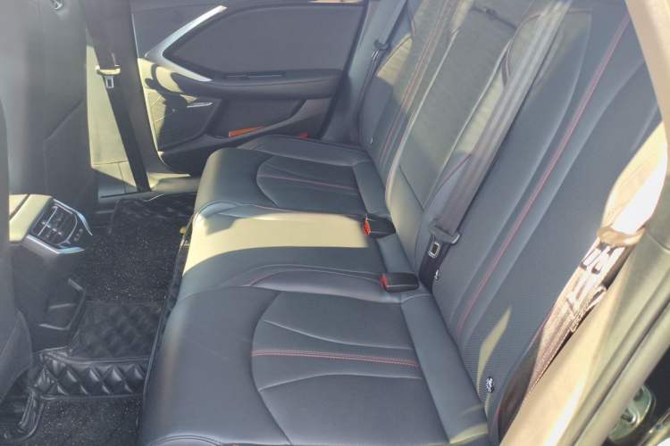 Used MG 7 2023 2.0T Automatic Hunter Luxury Edition Left Rear Seat
