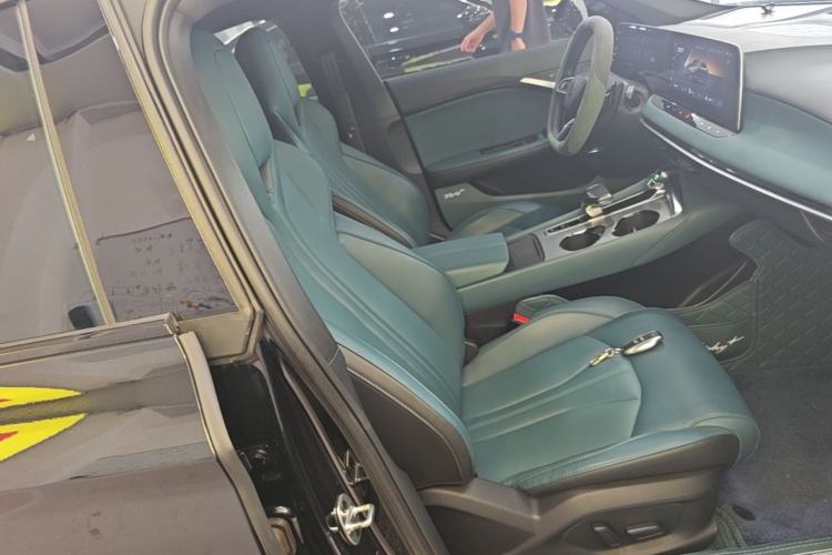 Used MG 7 2023 2.0T Automatic Hunter Luxury Edition Right Front Seat