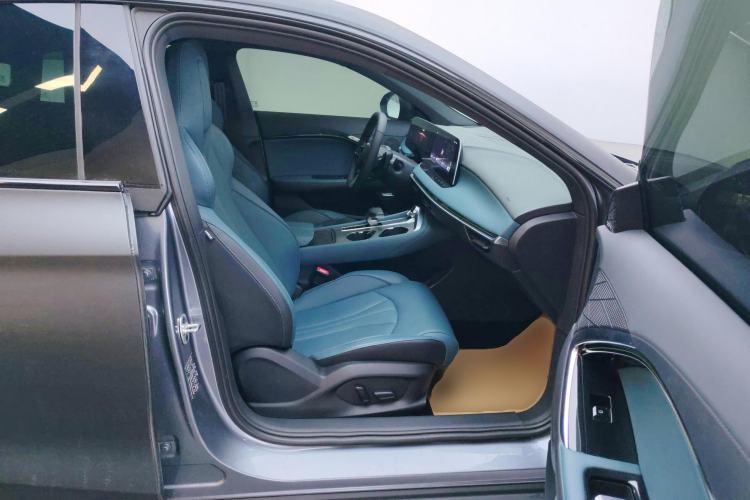 Used MG 7 2023 2.0T Automatic Hunter Luxury Edition Right Front Seat