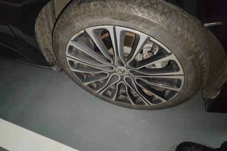 Used MG 7 2023 1.5T DCT Elegant & Graceful Edition Right Front Wheel Hub