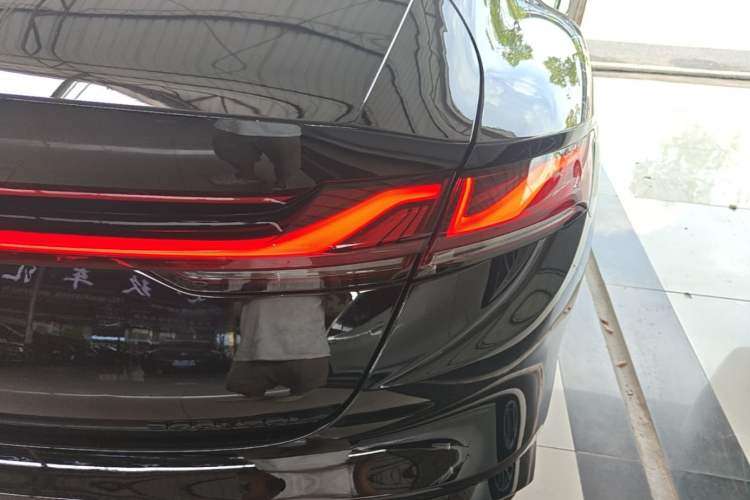 Used MG 7 2023 1.5T DCT Luxurious Supreme Edition Right Rear Taillight