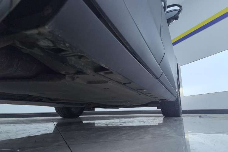 Used MG 7 2023 1.5T DCT Luxurious Supreme Edition Right Side Sill