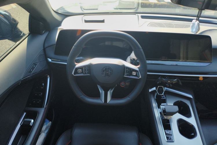 Used MG 7 2023 2.0T Automatic Hunter Luxury Edition Steering Wheel