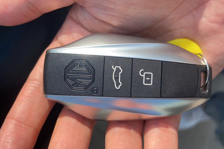 Used MG 7 2023 1.5T DCT Luxurious Supreme Edition Vehicle Key