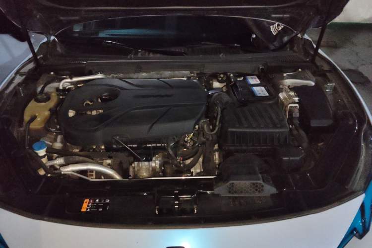 Used MG 7 2023 2.0T Automatic Hunter Luxury Edition Engine Bay