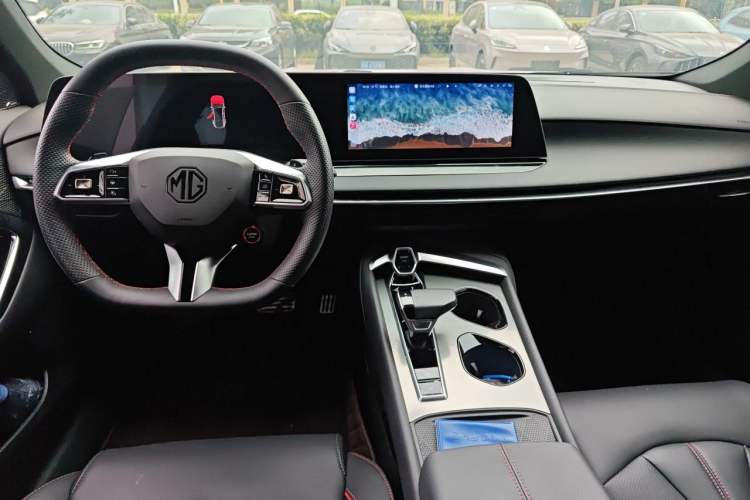 Used MG 7 2023 1.5T DCT Elegant & Graceful Edition Center Console