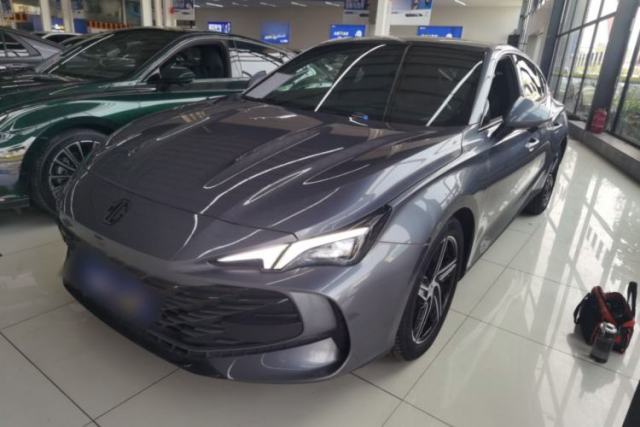 Used MG 7 2023 1.5T DCT Luxurious Supreme Edition