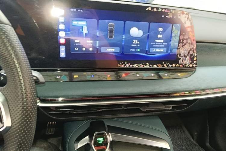 Used MG 7 2023 1.5T DCT Elegant & Graceful Edition Audio And AC Panel