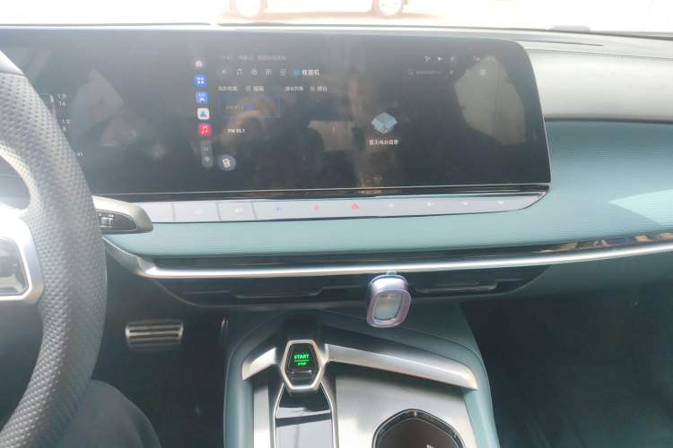 Used MG 7 2023 2.0T Automatic Hunter Luxury Edition Audio And AC Panel