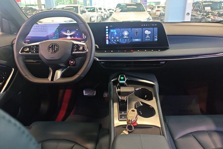 Used MG 7 2023 1.5T DCT Elegant & Graceful Edition Center Console