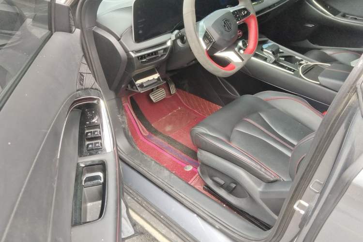 Used MG 7 2023 2.0T Automatic Hunter Luxury Edition Driver Seat