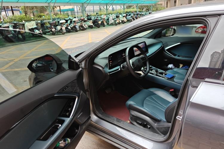 Used MG 7 2023 2.0T Automatic Hunter Luxury Edition Driver Seat