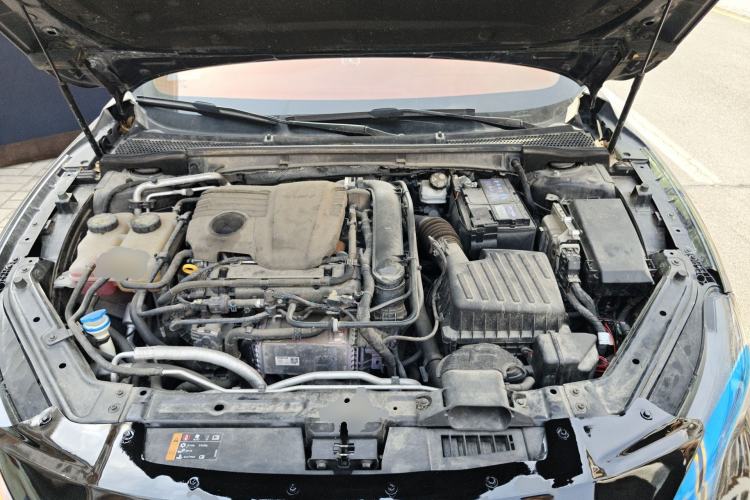 Used MG 7 2023 1.5T DCT Luxurious Supreme Edition Engine Bay