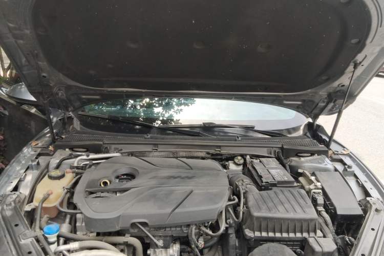 Used MG 7 2023 2.0T Automatic Hunter Luxury Edition Engine Bay