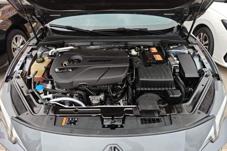 Used MG 7 2023 2.0T Automatic Hunter Luxury Edition Engine Bay