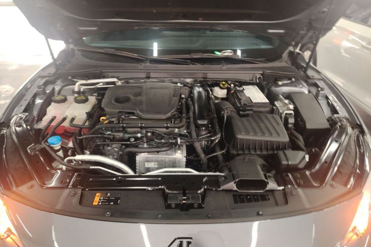 Used MG 7 2023 1.5T DCT Luxurious Supreme Edition Engine Bay