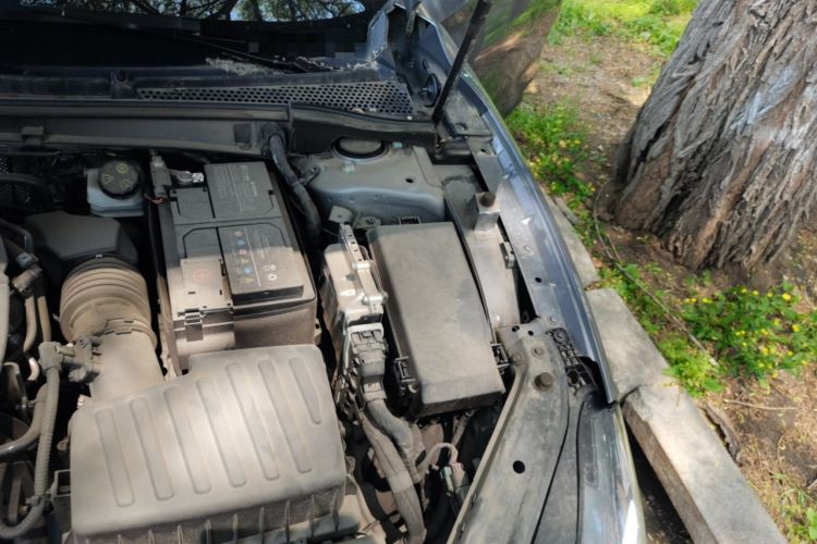 Used MG 7 2023 2.0T Automatic Hunter Luxury Edition Engine Bay Left