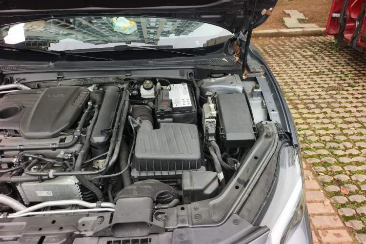 Used MG 7 2023 1.5T DCT Luxurious Supreme Edition Engine Bay Left