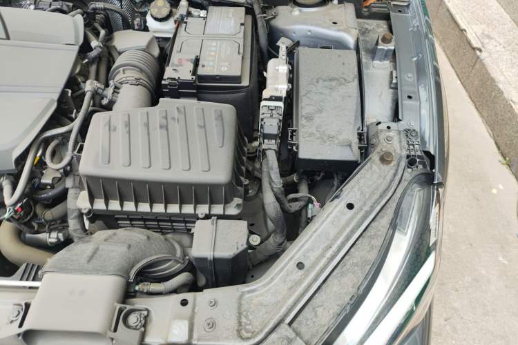 Used MG 7 2023 2.0T Automatic Hunter Luxury Edition Engine Bay Left