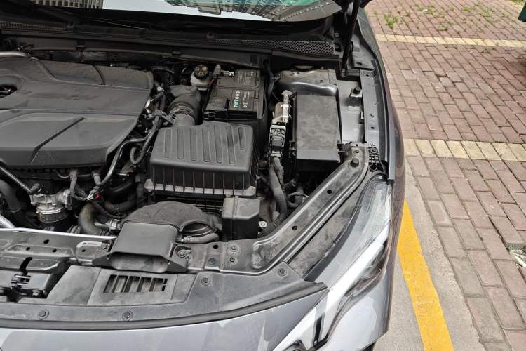 Used MG 7 2023 2.0T Automatic Hunter Luxury Edition Engine Bay Left