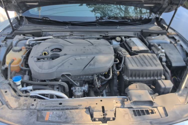 Used MG 7 2023 2.0T Automatic Hunter Luxury Edition Engine Bay
