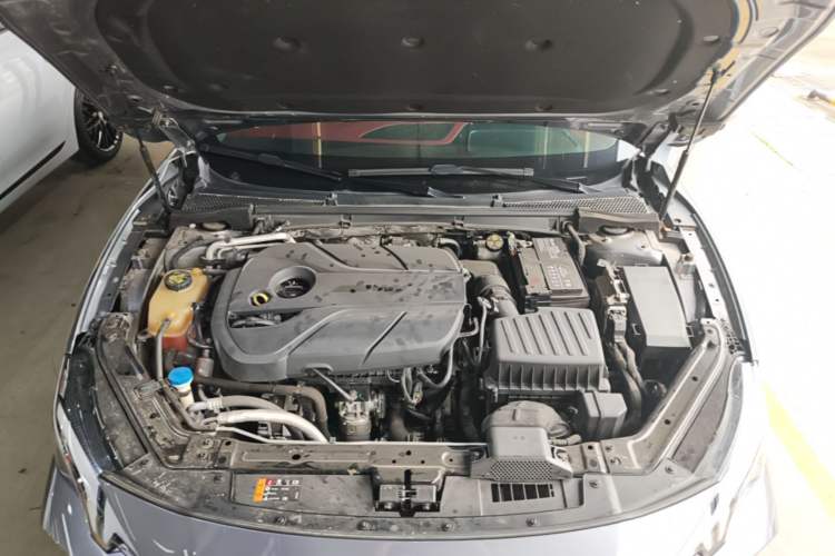 Used MG 7 2023 2.0T Automatic Hunter Luxury Edition Engine Bay