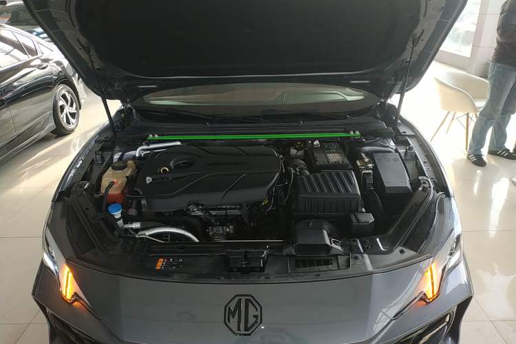 Used MG 7 2023 2.0T Automatic Trophy+ Ignition Glory Edition Engine Bay