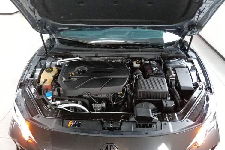 Used MG 7 2023 2.0T Automatic Hunter Luxury Edition Engine Bay