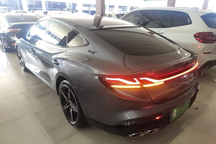 Used MG 7 2023 2.0T Automatic Trophy+ Ignition Glory Edition Exterior 2