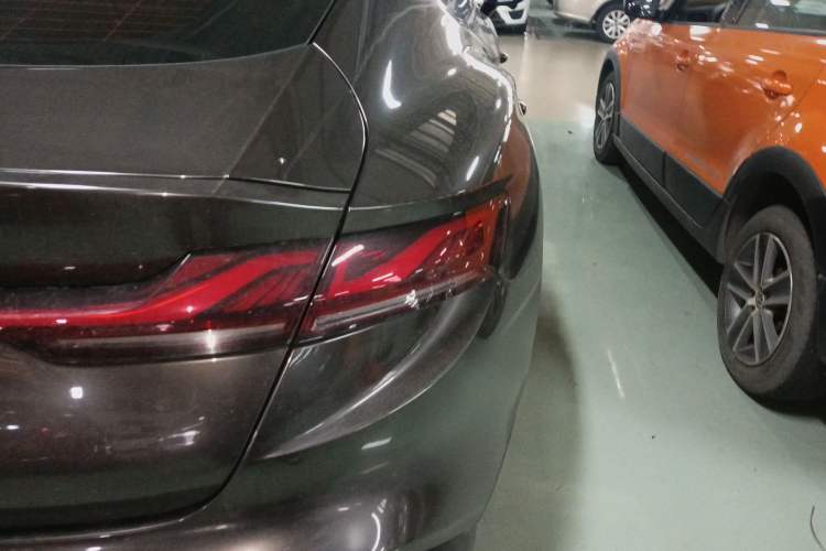 Used MG 7 2023 2.0T Automatic Hunter Luxury Edition Exterior 3