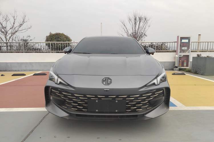 Used MG 7 2023 1.5T DCT Luxurious Supreme Edition Front