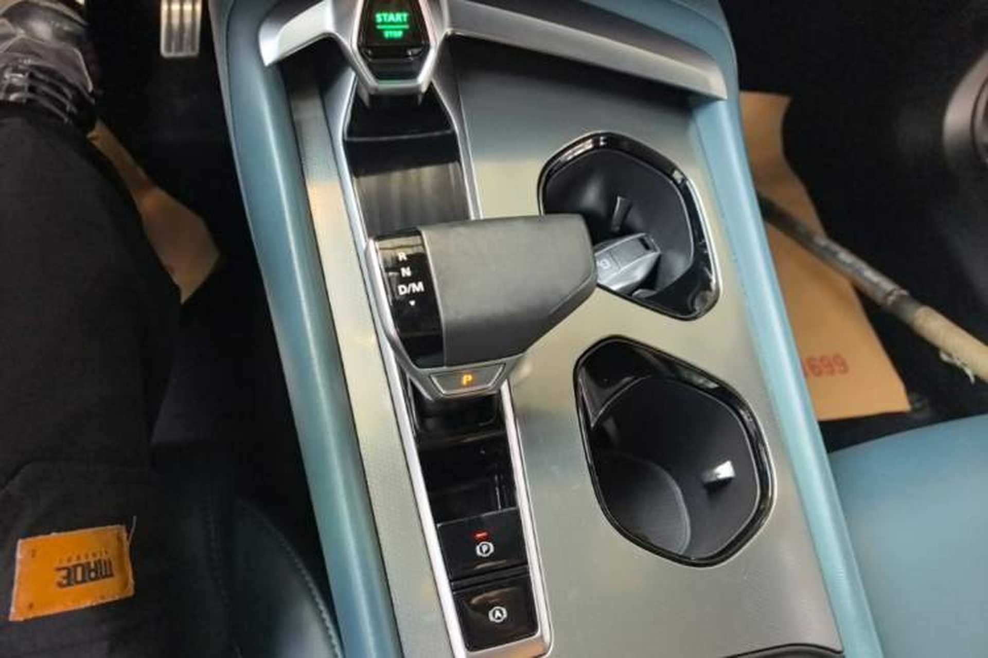 Used MG 7 2023 2.0T Automatic Trophy+ Ignition Glory Edition Gear Lever