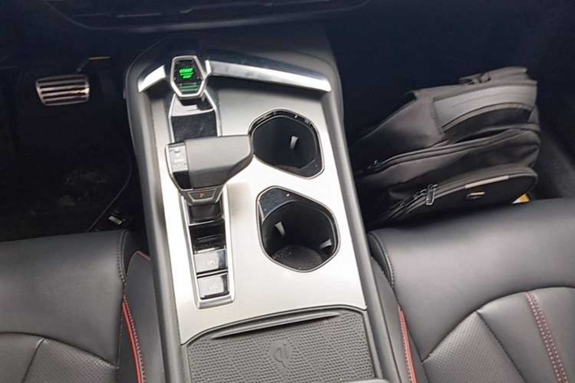 Used MG 7 2023 2.0T Automatic Hunter Luxury Edition Gear Lever
