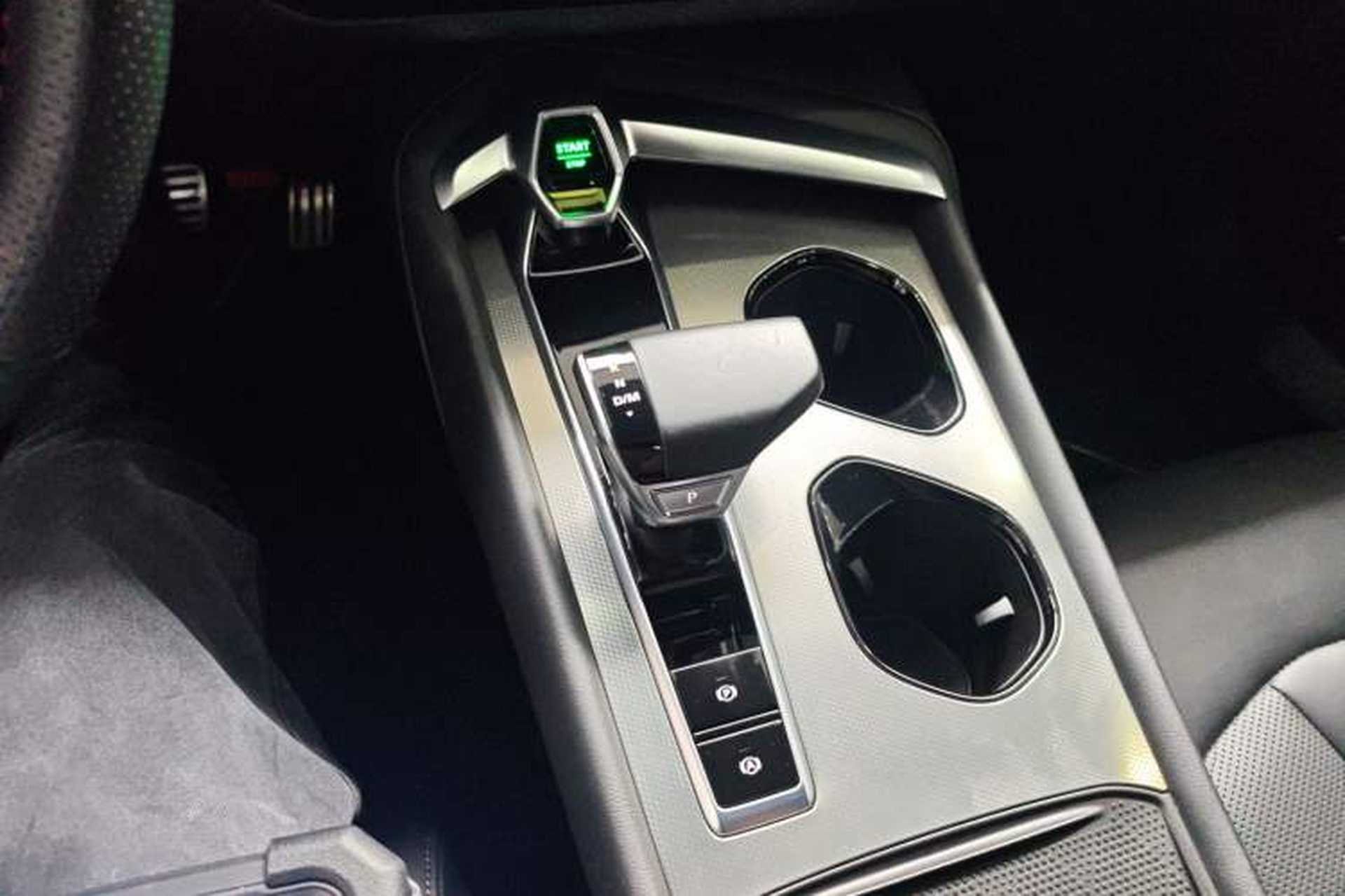 Used MG 7 2023 2.0T Automatic Trophy+ Ignition Glory Edition Gear Lever