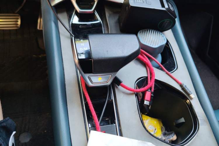 Used MG 7 2023 2.0T Automatic Trophy+ Ignition Glory Edition Gear Lever
