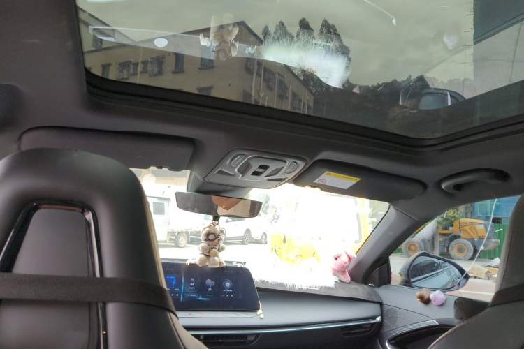Used MG 7 2023 1.5T DCT Elegant & Graceful Edition Headliner