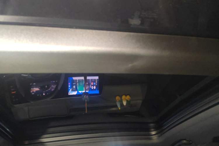 Used MG 7 2023 2.0T Automatic Hunter Luxury Edition Headliner