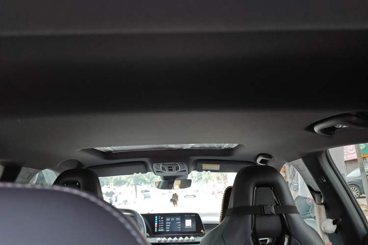 Used MG 7 2023 1.5T DCT Luxurious Supreme Edition Headliner