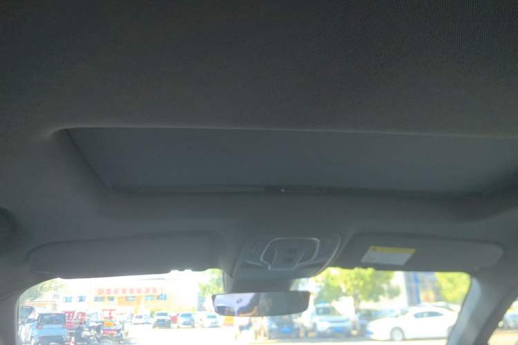 Used MG 7 2023 2.0T Automatic Hunter Luxury Edition Headliner