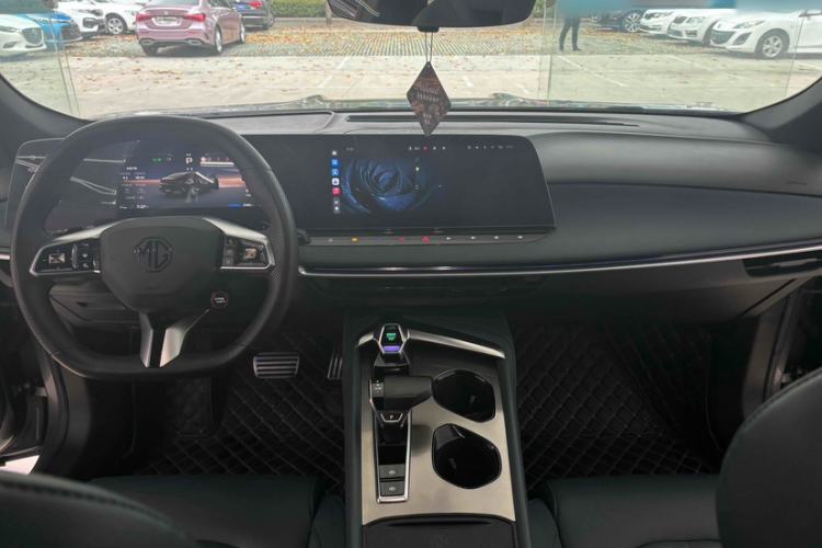 Used MG 7 2023 2.0T Automatic Hunter Luxury Edition Interior 1