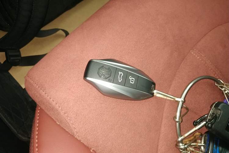 Used MG 7 2023 2.0T Automatic Trophy+ Ignition Glory Edition Interior 1