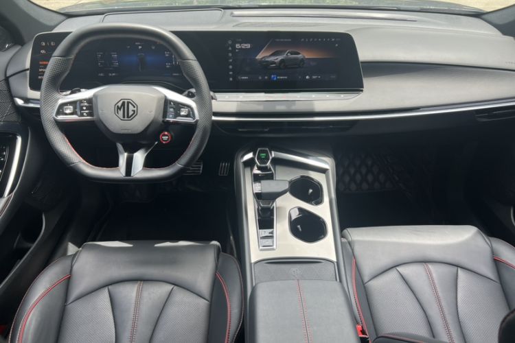 Used MG 7 2023 2.0T Automatic Hunter Luxury Edition Interior 2