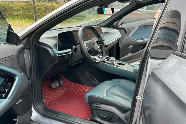 Used MG 7 2023 2.0T Automatic Trophy+ Ignition Glory Edition Interior 2